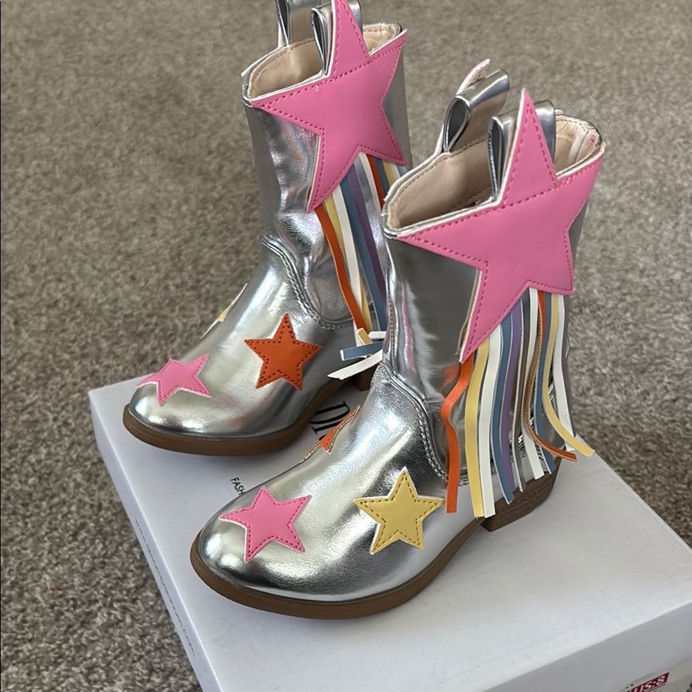 Dream Pairs Silver Kids Star Fringe Boots with Pink, Yellow & Orange Accents